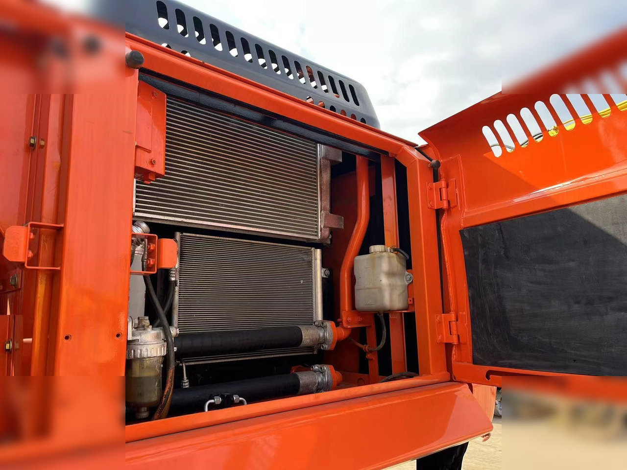 DOOSAN DX300 LC-9C — crédit-bail DOOSAN DX300 LC-9C: photos 7