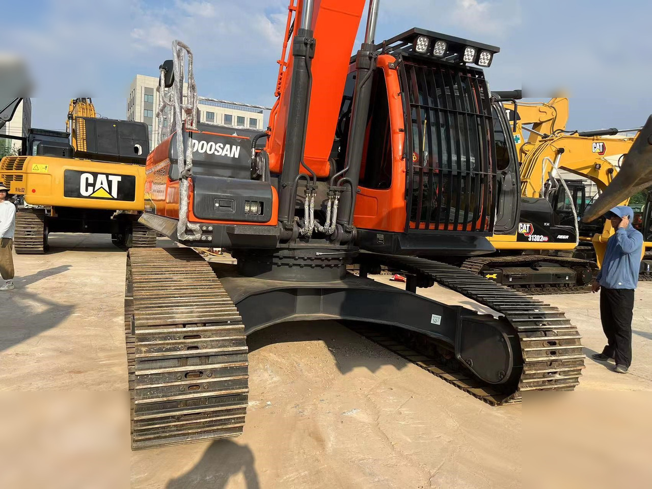 Pelle sur chenille DOOSAN DX300 LCA: photos 7 Pelle sur chenille DOOSAN DX300 LCA: photos 7