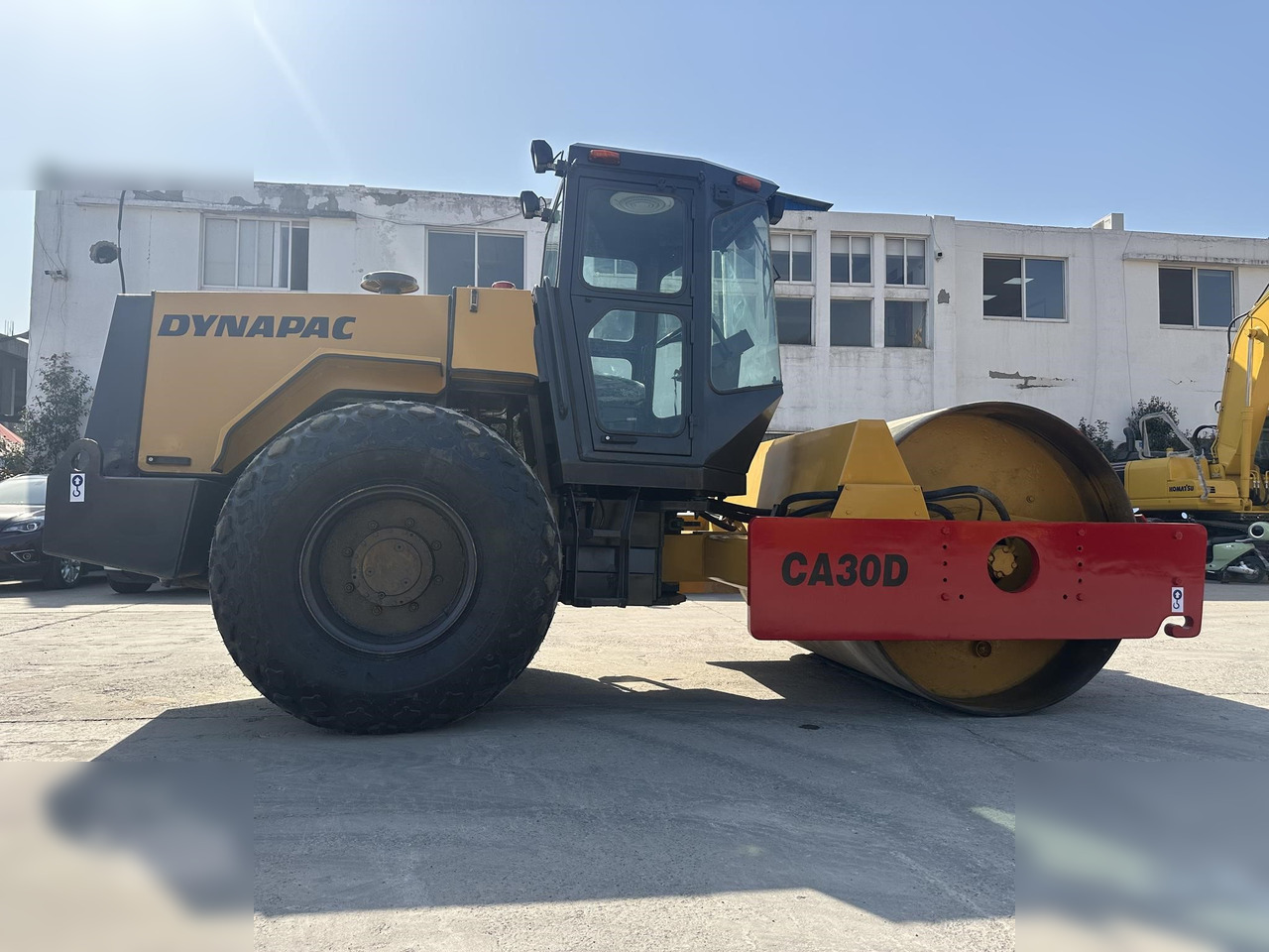 DYNAPAC CA30D - Compacteur: photos 5 DYNAPAC CA30D - Compacteur: photos 5