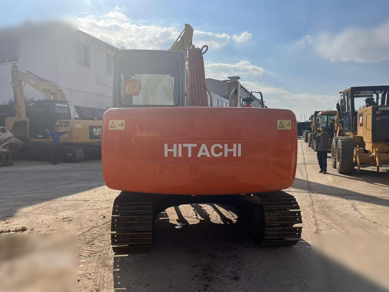 HITACHI EX60 - Pelle sur chenille: photos 3 HITACHI EX60 - Pelle sur chenille: photos 3
