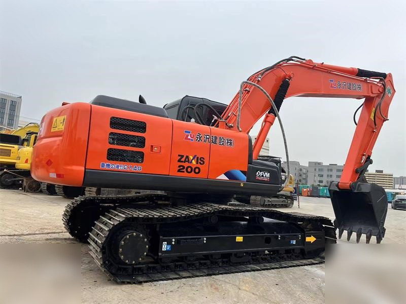 HITACHI ZX200-3 - Pelle sur chenille: photos 2 HITACHI ZX200-3 - Pelle sur chenille: photos 2