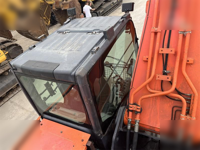 HITACHI ZX350H-5G - Pelle sur chenille: photos 3 HITACHI ZX350H-5G - Pelle sur chenille: photos 3