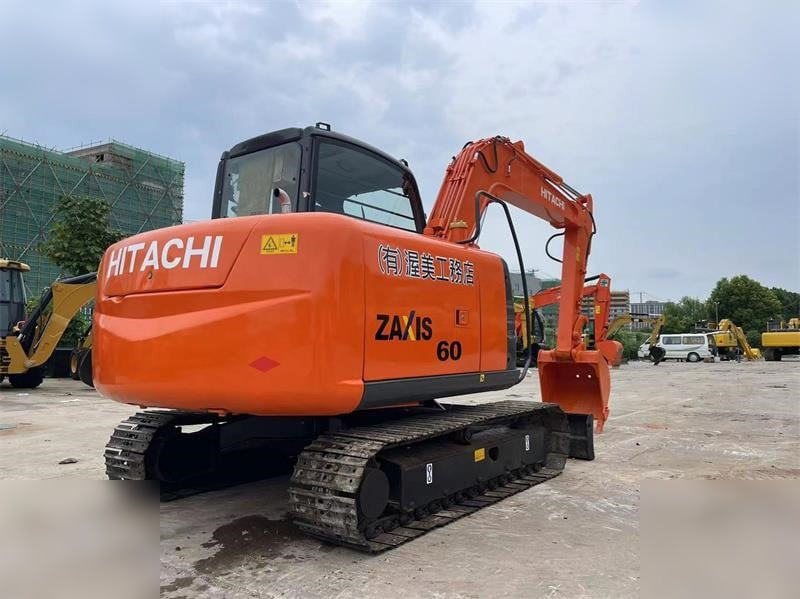 Pelle sur chenille HITACHI ZX60: photos 6