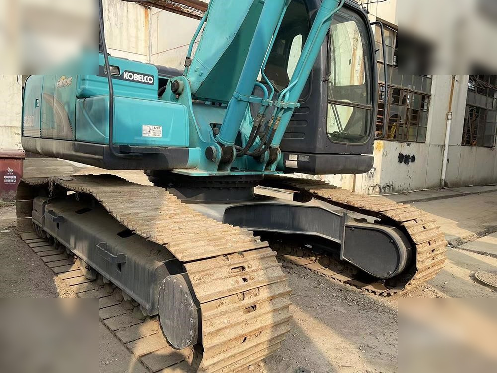 KOBELCO SK200-8 - Pelle sur chenille: photos 4 KOBELCO SK200-8 - Pelle sur chenille: photos 4