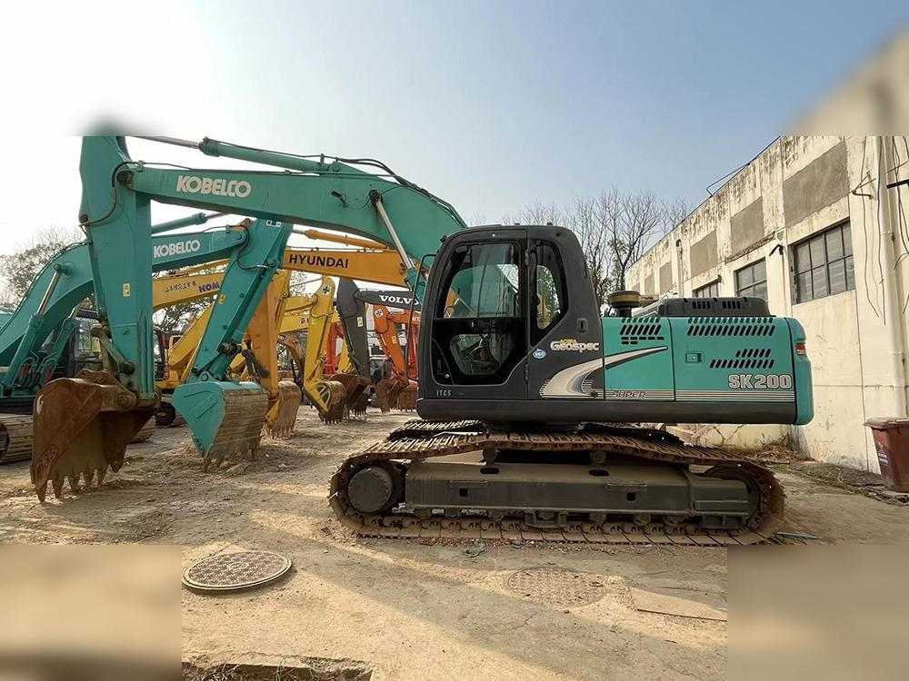 KOBELCO SK200-8 - Pelle sur chenille: photos 1 KOBELCO SK200-8 - Pelle sur chenille: photos 1