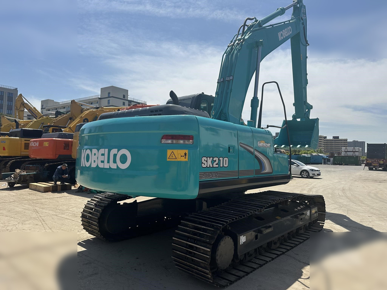 KOBELCO SK210 LC-8 - Pelle sur chenille: photos 3 KOBELCO SK210 LC-8 - Pelle sur chenille: photos 3