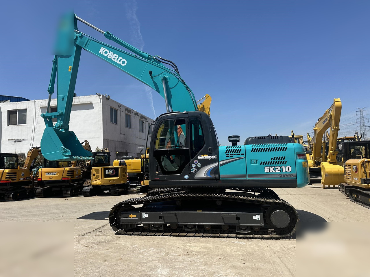 KOBELCO SK210 LC-8 - Pelle sur chenille: photos 1 KOBELCO SK210 LC-8 - Pelle sur chenille: photos 1