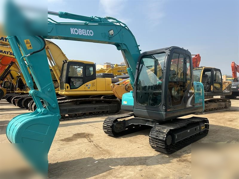 KOBELCO SK75-8 - Pelle sur chenille: photos 1 KOBELCO SK75-8 - Pelle sur chenille: photos 1