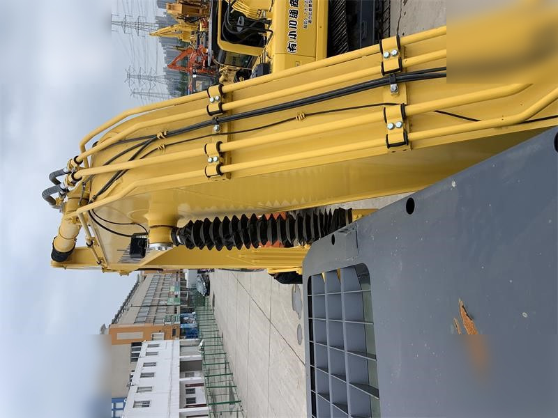 KOMATSU PC200-8 - Pelle sur chenille: photos 5 KOMATSU PC200-8 - Pelle sur chenille: photos 5