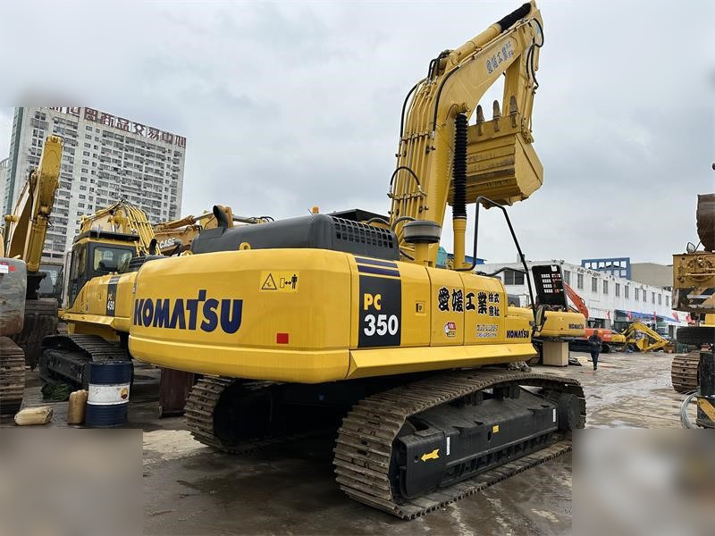 KOMATSU PC350-7 - Pelle sur chenille: photos 4 KOMATSU PC350-7 - Pelle sur chenille: photos 4