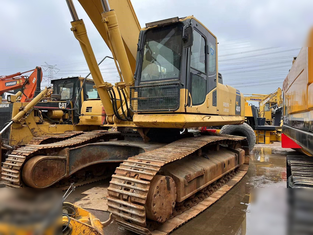 KOMATSU PC400-8 - Pelle sur chenille: photos 3 KOMATSU PC400-8 - Pelle sur chenille: photos 3