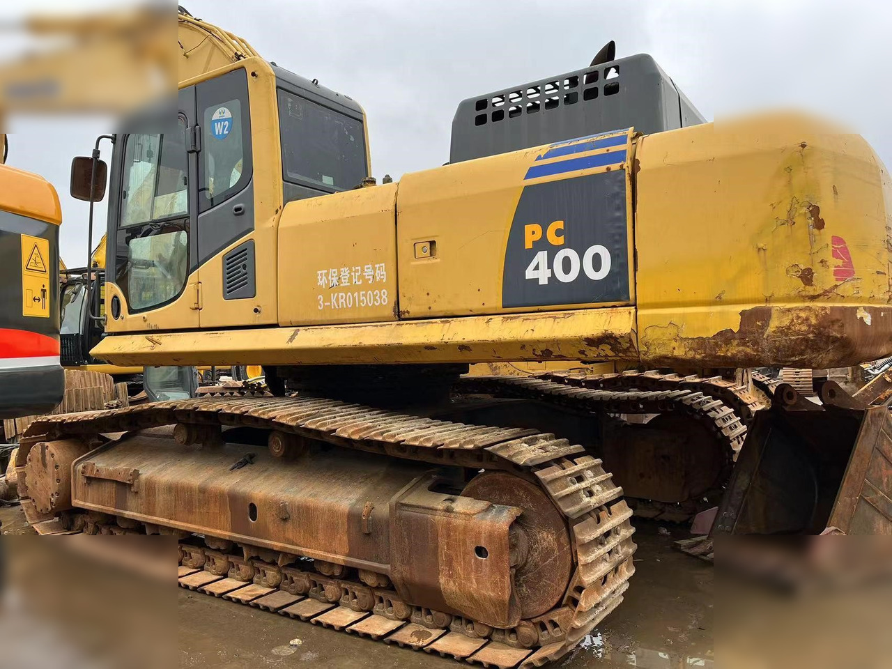 KOMATSU PC400-8 - Pelle sur chenille: photos 4 KOMATSU PC400-8 - Pelle sur chenille: photos 4