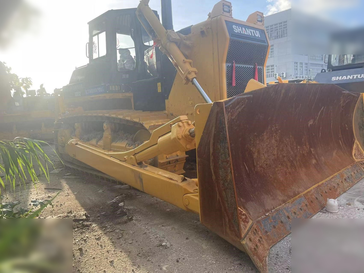SHANTUI SD32 - Bulldozer: photos 5 SHANTUI SD32 - Bulldozer: photos 5