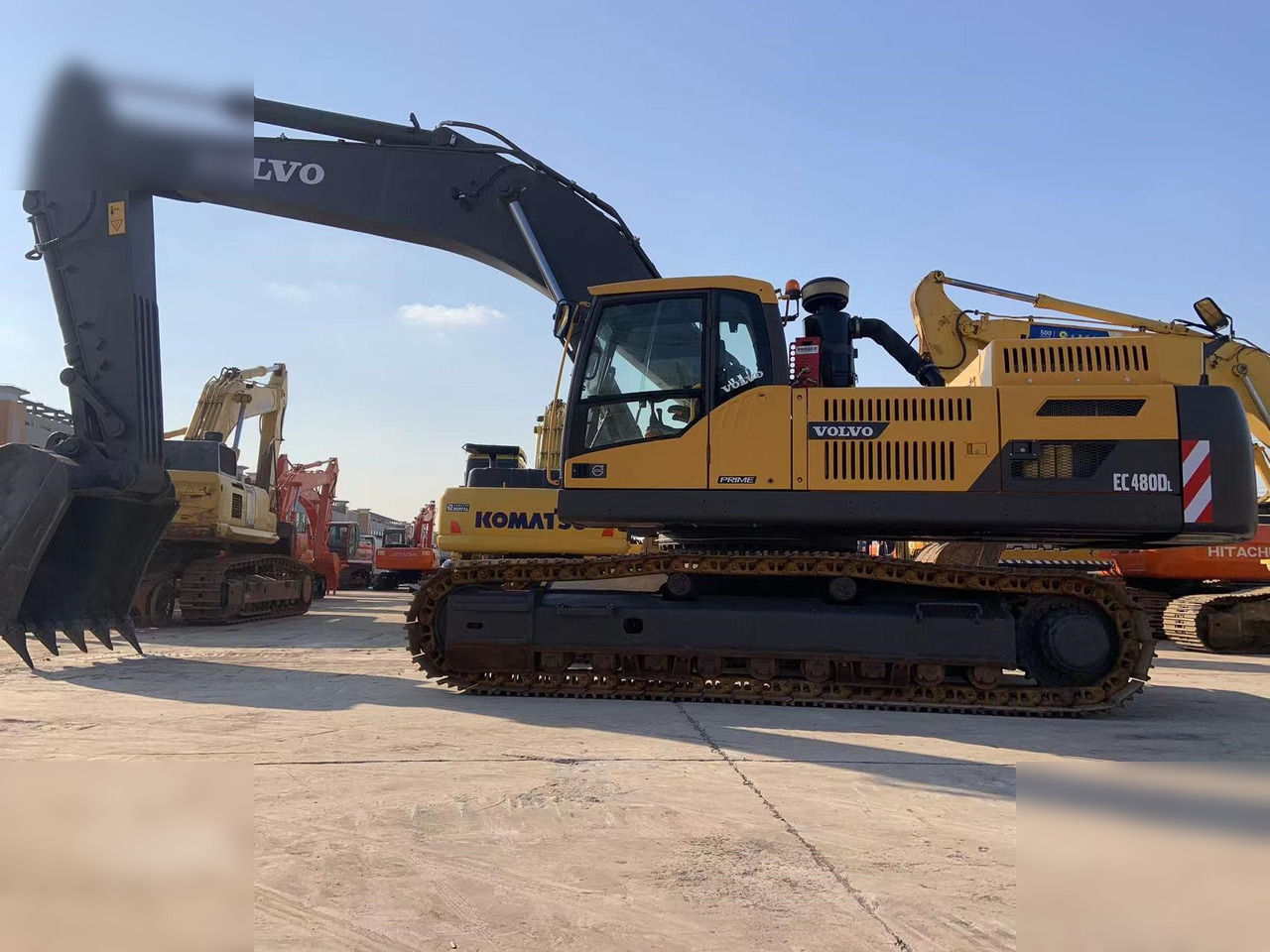 VOLVO EC480DL - Pelle sur chenille: photos 1 VOLVO EC480DL - Pelle sur chenille: photos 1