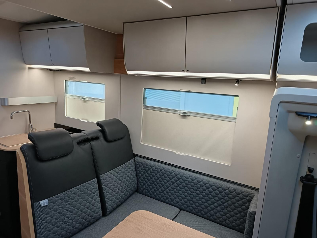 Camping-car profilé Adria Matrix 60Y 670 SL 4,4t*JUBILEE*MARKISE*LED*NAVI*: photos 11 Camping-car profilé Adria Matrix 60Y 670 SL 4,4t*JUBILEE*MARKISE*LED*NAVI*: photos 11