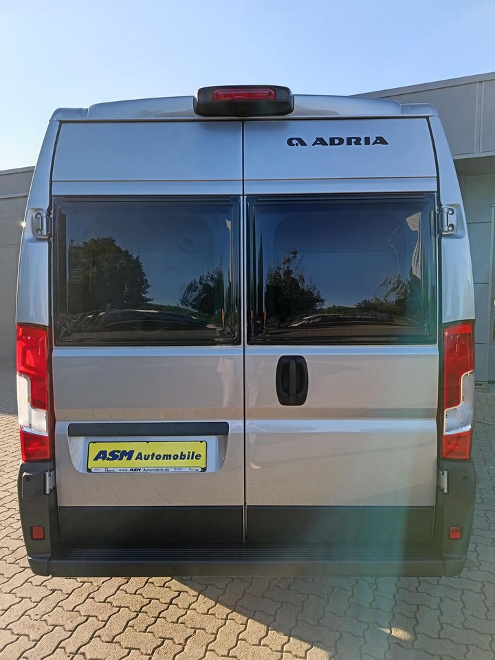 Adria Twin "60Y" 640 SLB*180 PS*4,25t MAXI*COMBI D 6E* — crédit-bail Adria Twin "60Y" 640 SLB*180 PS*4,25t MAXI*COMBI D 6E*: photos 6