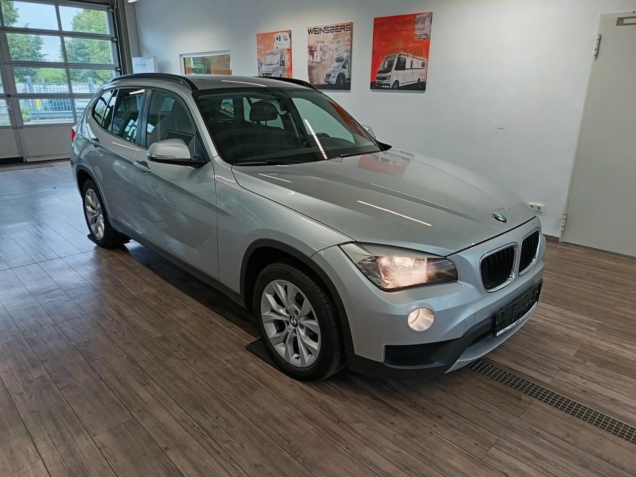 BMW X1 sDrive 18i 110 kW*SITZHEIZUNG*KLIMAAUTOMATIK - SUV: photos 3 BMW X1 sDrive 18i 110 kW*SITZHEIZUNG*KLIMAAUTOMATIK - SUV: photos 3