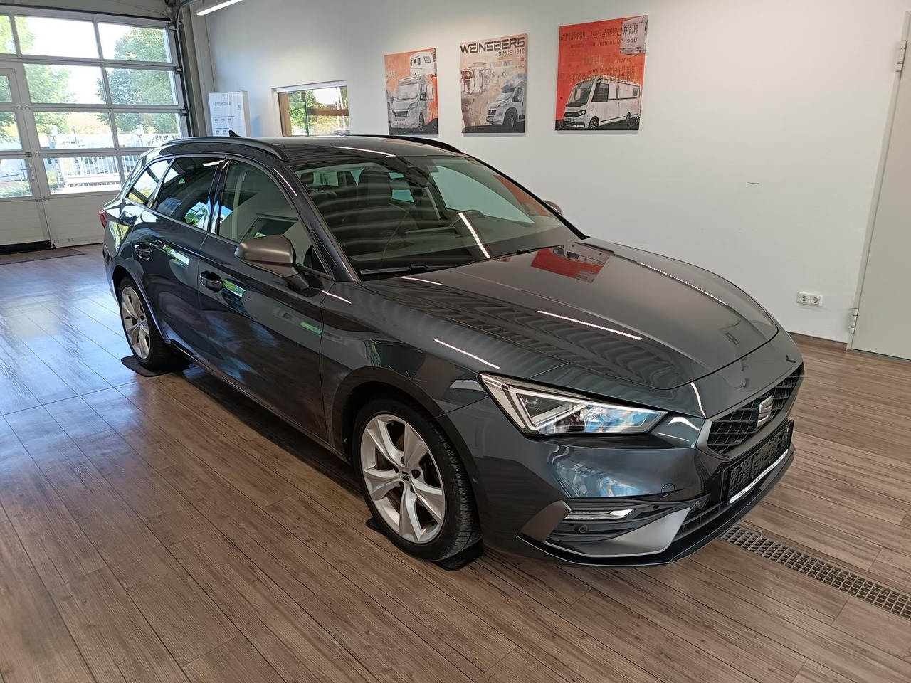 Seat Leon Sportstourer 1,5TSI FR*NAVI*LED*SOUND*R-KAM - Voiture break: photos 3 Seat Leon Sportstourer 1,5TSI FR*NAVI*LED*SOUND*R-KAM - Voiture break: photos 3