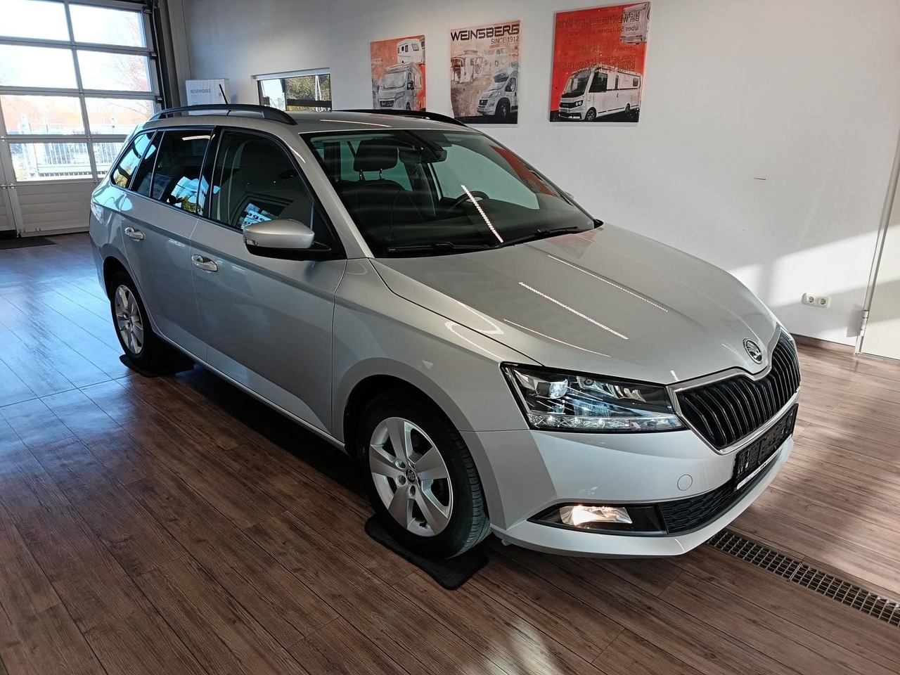 Skoda Fabia Combi Style 1.0 TSI*AHK*LED*R-KAM*PDC*SHZ* - Voiture break: photos 3 Skoda Fabia Combi Style 1.0 TSI*AHK*LED*R-KAM*PDC*SHZ* - Voiture break: photos 3