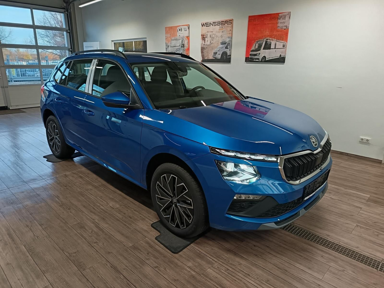 Skoda Kamiq 130 Jahre 1,5TSI DSG*AHK*ACC*LED*R-KAM*PDC - SUV: photos 3 Skoda Kamiq 130 Jahre 1,5TSI DSG*AHK*ACC*LED*R-KAM*PDC - SUV: photos 3