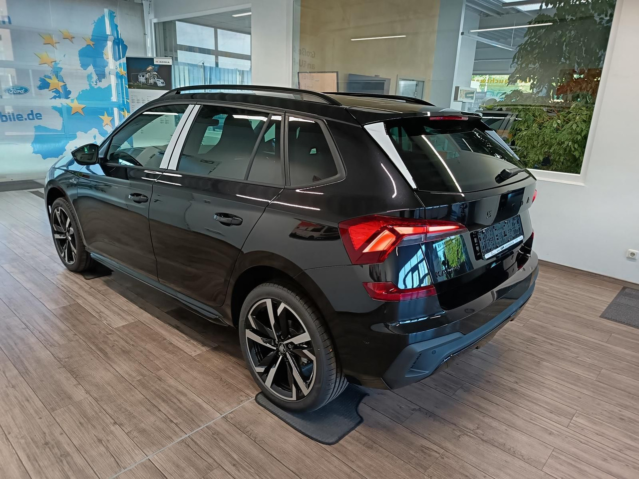 Skoda Kamiq Monte Carlo 1,5 TSI DSG*AHK*PANO*LED*ACC* - SUV: photos 4 Skoda Kamiq Monte Carlo 1,5 TSI DSG*AHK*PANO*LED*ACC* - SUV: photos 4