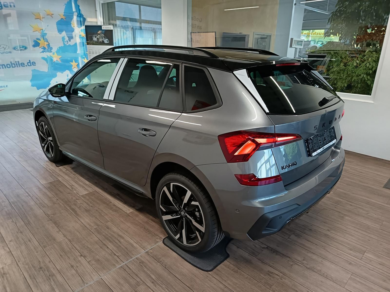 Skoda Kamiq Monte Carlo 1,5 TSI DSG*AHK*PANO*LED*ACC* - SUV: photos 4 Skoda Kamiq Monte Carlo 1,5 TSI DSG*AHK*PANO*LED*ACC* - SUV: photos 4