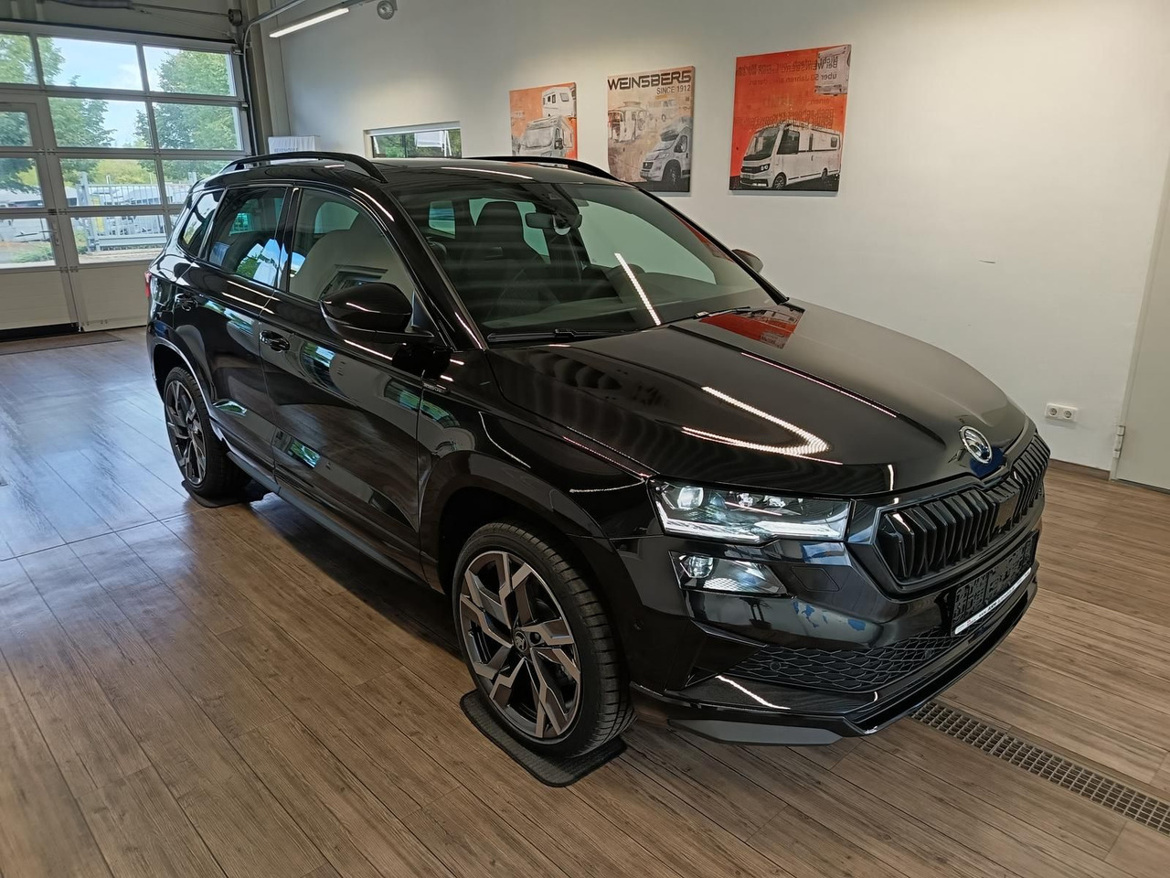 Skoda Karoq Sportline 1,5 TSI DSG*AHK*PSD*STD.HZG*NAVI - SUV: photos 3 Skoda Karoq Sportline 1,5 TSI DSG*AHK*PSD*STD.HZG*NAVI - SUV: photos 3