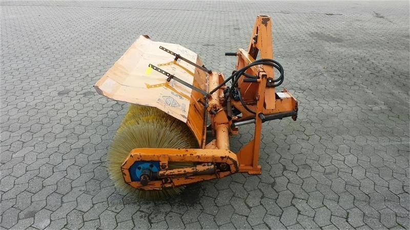 Epoke FS 3 17 - Brosse: photos 3 Epoke FS 3 17 - Brosse: photos 3