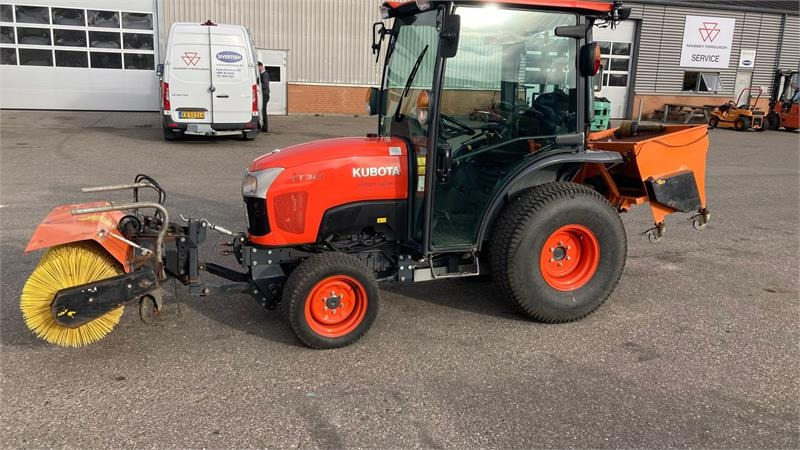 Kubota ST341 inkl. 150 cm kost og udlægger - Tracteur communal: photos 2 Kubota ST341 inkl. 150 cm kost og udlægger - Tracteur communal: photos 2
