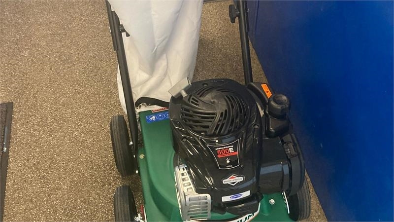 Billy Goat LB 352 EU Skubbemodel - Machine agricole: photos 1 Billy Goat LB 352 EU Skubbemodel - Machine agricole: photos 1