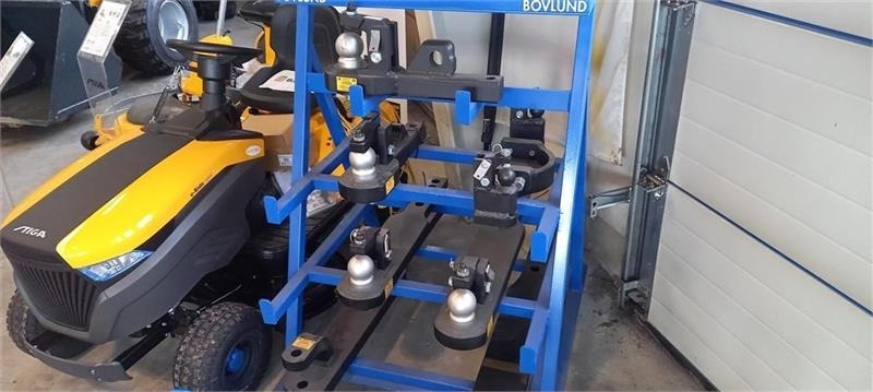 New Holland Kugletræk Til T6-7-8. - Attache rapide pour Tracteur agricole: photos 2 New Holland Kugletræk Til T6-7-8. - Attache rapide pour Tracteur agricole: photos 2