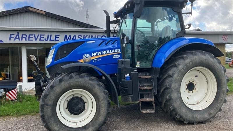 New Holland T7.175 Auto Command - Tracteur agricole: photos 1 New Holland T7.175 Auto Command - Tracteur agricole: photos 1