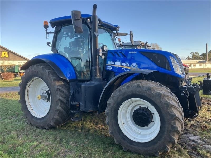 New Holland T7.270 AUTO COMMAND - Tracteur agricole: photos 2 New Holland T7.270 AUTO COMMAND - Tracteur agricole: photos 2