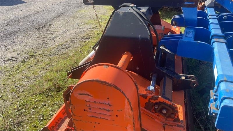 Perfect KM-270 Front og Bagmontering - Faucheuse: photos 3 Perfect KM-270 Front og Bagmontering - Faucheuse: photos 3