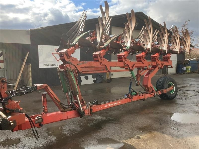 Scan-Agro 6 f. Risteplov - Charrue: photos 1 Scan-Agro 6 f. Risteplov - Charrue: photos 1