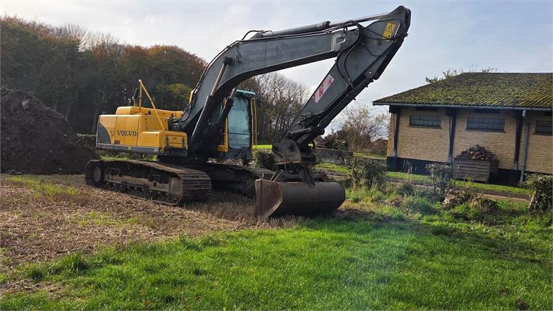 Volvo EC210 BLC - Pelle sur chenille: photos 2 Volvo EC210 BLC - Pelle sur chenille: photos 2