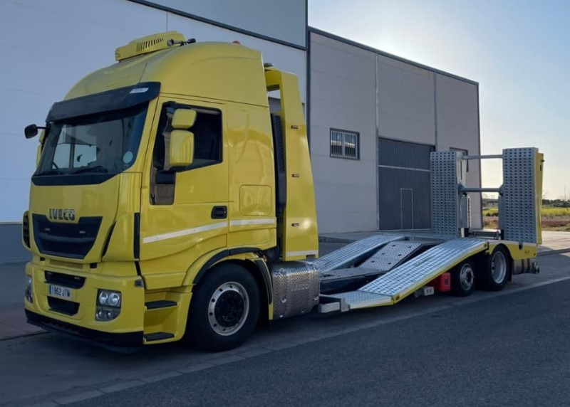 IVECO AS190S50FP - Camion porte-voitures: photos 1 IVECO AS190S50FP - Camion porte-voitures: photos 1