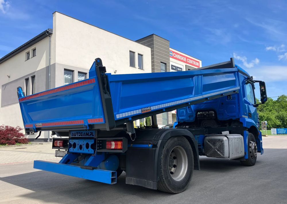 Mercedes-Benz ANTOS 1830 solidny kiper wywrotka blokada mostu - Camion benne: photos 5 Mercedes-Benz ANTOS 1830 solidny kiper wywrotka blokada mostu - Camion benne: photos 5