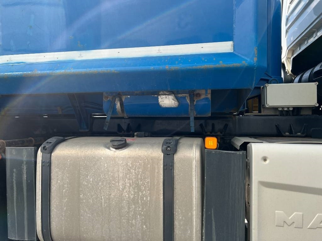 MAN TGX 35.480 8X4-4 BL - Camion benne: photos 3 MAN TGX 35.480 8X4-4 BL - Camion benne: photos 3