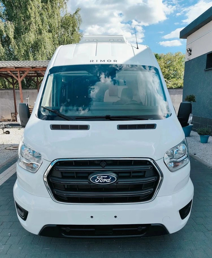 FORD Rimor NEW Ford Van 238 Truma Diesel Roller Shutters Remis AUTOMAT - Fourgon aménagé: photos 2 FORD Rimor NEW Ford Van 238 Truma Diesel Roller Shutters Remis AUTOMAT - Fourgon aménagé: photos 2