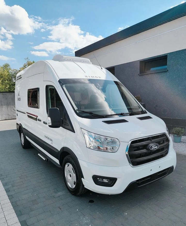 FORD Rimor NEW Ford Van 238 Truma Diesel Roller Shutters Remis AUTOMAT - Fourgon aménagé: photos 1 FORD Rimor NEW Ford Van 238 Truma Diesel Roller Shutters Remis AUTOMAT - Fourgon aménagé: photos 1