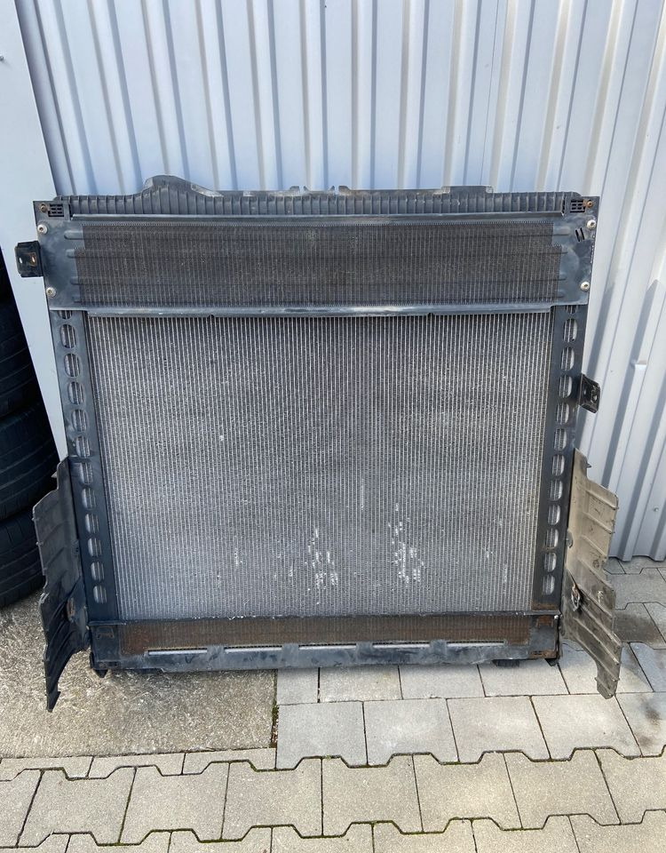 Chłodnica wody DAF XF 106 euro 6 chłodnica cieczy 2019 - Radiateur pour Camion: photos 2 Chłodnica wody DAF XF 106 euro 6 chłodnica cieczy 2019 - Radiateur pour Camion: photos 2