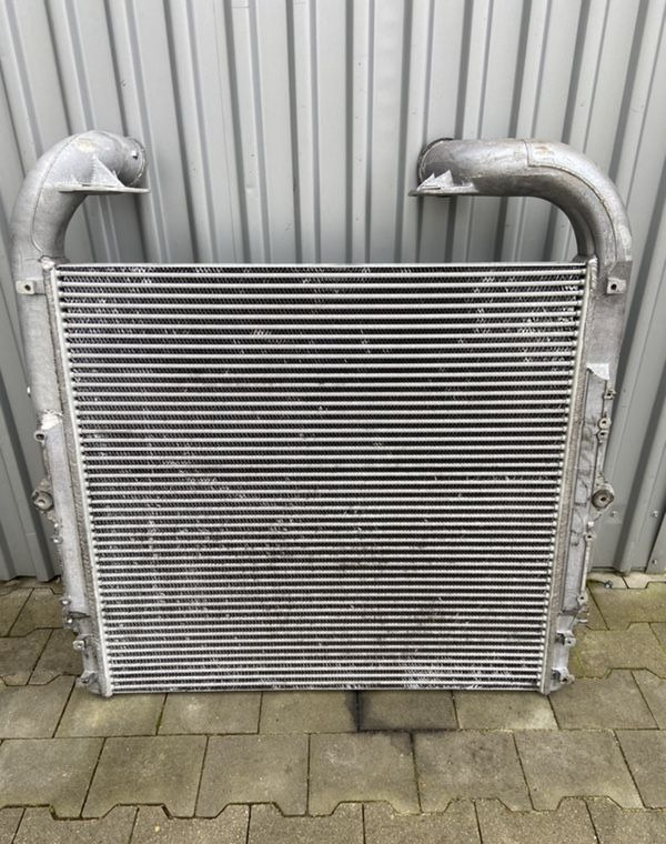 Intercooler Scania G euro 6 chłodnica powietrza 1902444 - Intercooler pour Camion: photos 1 Intercooler Scania G euro 6 chłodnica powietrza 1902444 - Intercooler pour Camion: photos 1