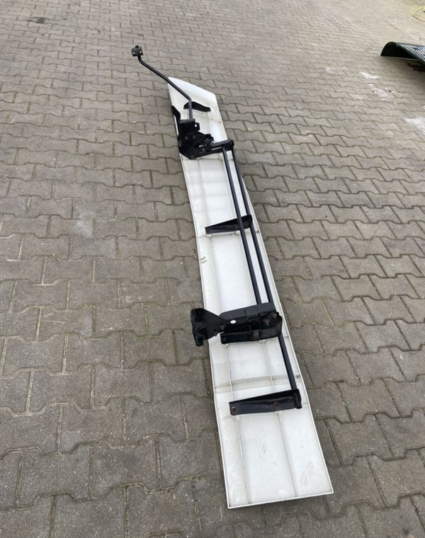 Kompletny spoiler zakabinowy MAN TGX euro 6 owiewka spojler - Aérodynamique/ Spoilers pour Camion: photos 2 Kompletny spoiler zakabinowy MAN TGX euro 6 owiewka spojler - Aérodynamique/ Spoilers pour Camion: photos 2