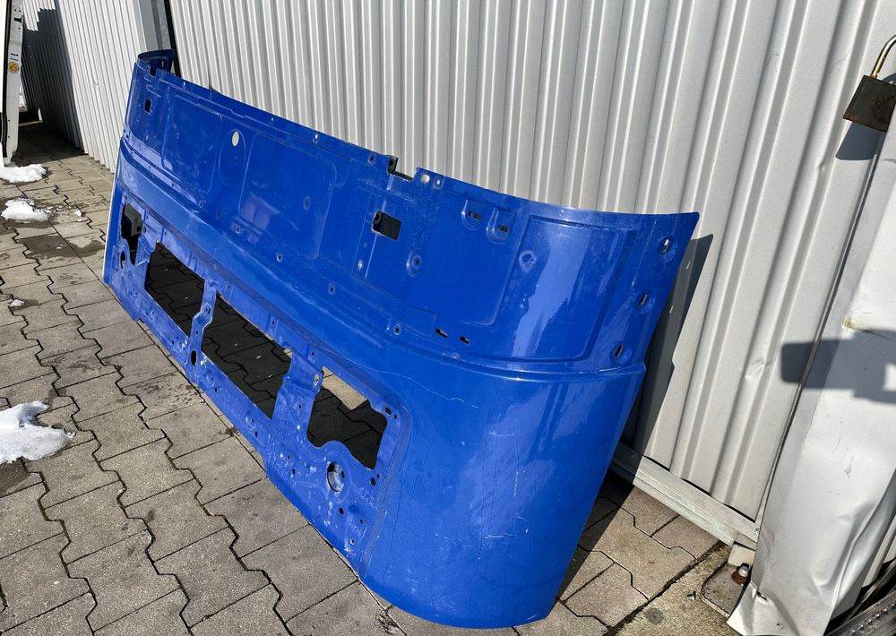 Maska Volvo FH4 euro 6 atrapa FH 4 - Capot pour Camion: photos 2 Maska Volvo FH4 euro 6 atrapa FH 4 - Capot pour Camion: photos 2