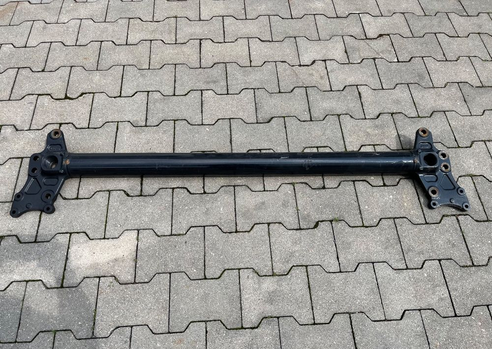 Mocowanie zderzaka MAN TG3 pająk belka wspornik TGX - Carrosserie et extérieur pour Camion: photos 1 Mocowanie zderzaka MAN TG3 pająk belka wspornik TGX - Carrosserie et extérieur pour Camion: photos 1