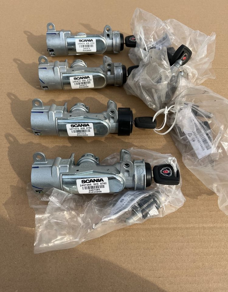 NOWA stacyjka+ kluczyki Scania R S 2487305 kody - Cabine et intérieur pour Camion: photos 1 NOWA stacyjka+ kluczyki Scania R S 2487305 kody - Cabine et intérieur pour Camion: photos 1