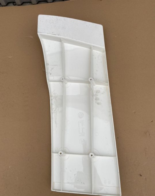 Spoiler MAN TGX XXL spojler owiewka zakabinowa - Aérodynamique/ Spoilers pour Camion: photos 2 Spoiler MAN TGX XXL spojler owiewka zakabinowa - Aérodynamique/ Spoilers pour Camion: photos 2