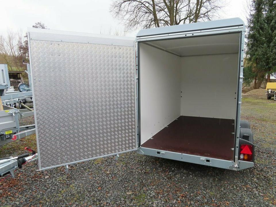 Böckmann KT 3015 PKW Anhänger - Koffer Flügeltür / Auffahrrampe - Remorque fourgon: photos 2 Böckmann KT 3015 PKW Anhänger - Koffer Flügeltür / Auffahrrampe - Remorque fourgon: photos 2