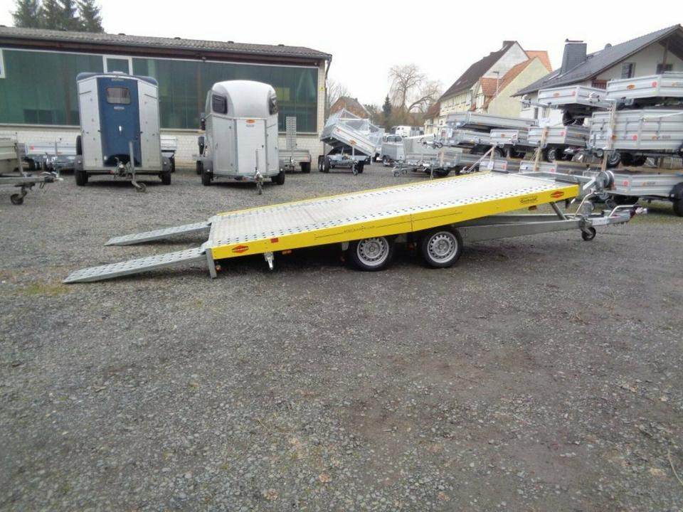 Böckmann PKW-Anhänger, Autotransporter, 3,0to. kippbar, 100 km/h - Remorque porte-voitures: photos 1 Böckmann PKW-Anhänger, Autotransporter, 3,0to. kippbar, 100 km/h - Remorque porte-voitures: photos 1